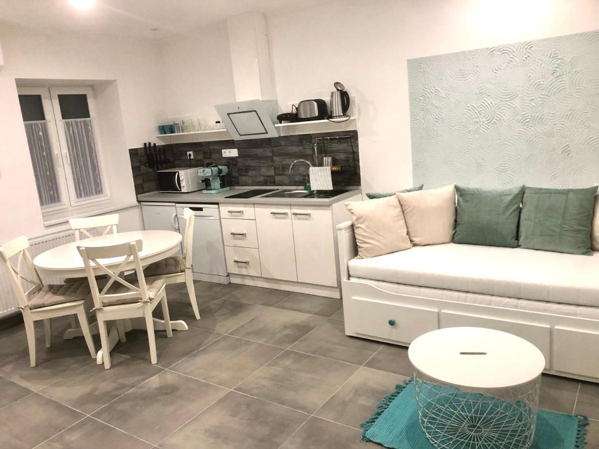 Mykonos Apartman Makó Exterior foto